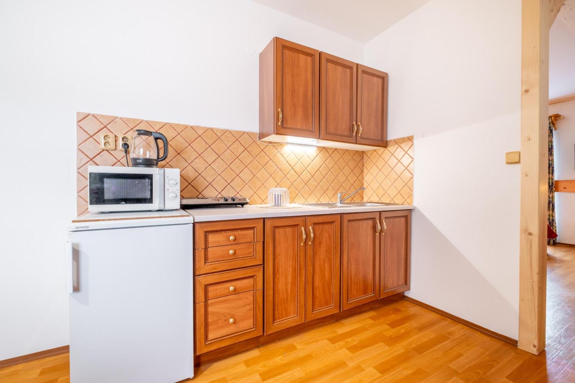 Apartmany Iwona Рокитнице над Ийзероу Екстериор снимка