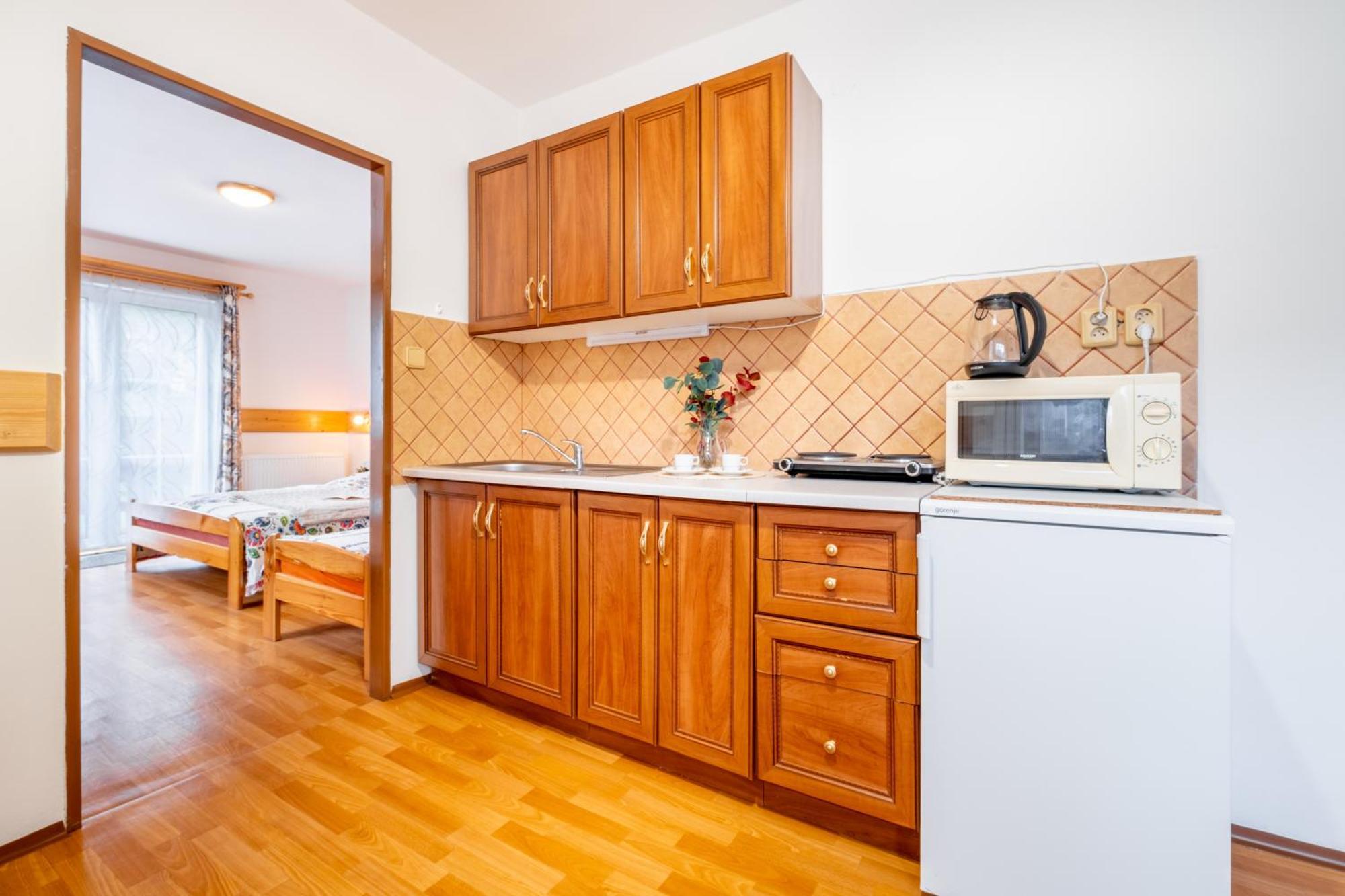 Apartmany Iwona Рокитнице над Ийзероу Екстериор снимка